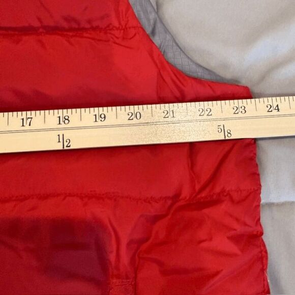 Lands' End Goose Down Men's Puffer Vest Red Gray Tech Pockets Size Medium - Picture 10 of 12